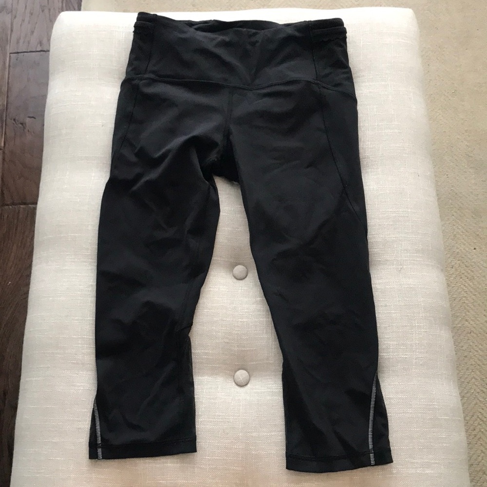 Lululemon size 6 pants
